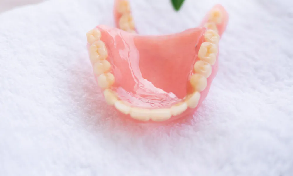 しっかり噛める入れ歯・義歯の治療